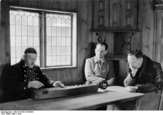 Norwegen, Heinrich Himmler und Musiker in Holzhaus